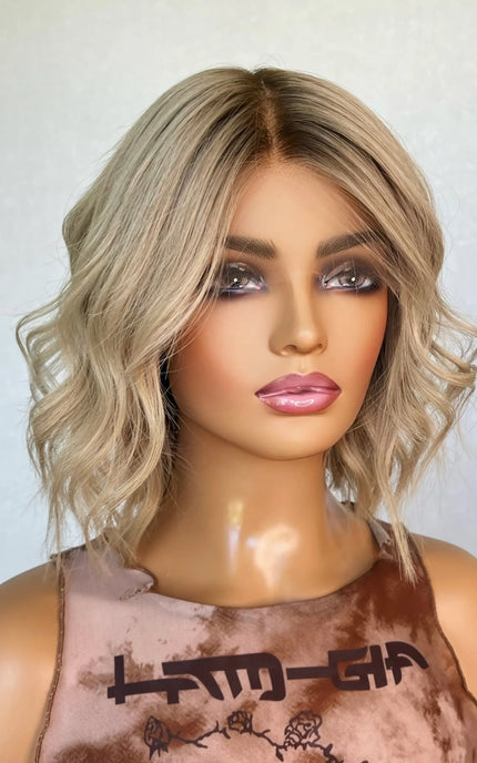 blonde lace front medical wig for women with alopecia, hairloss and going through chemotherapy.