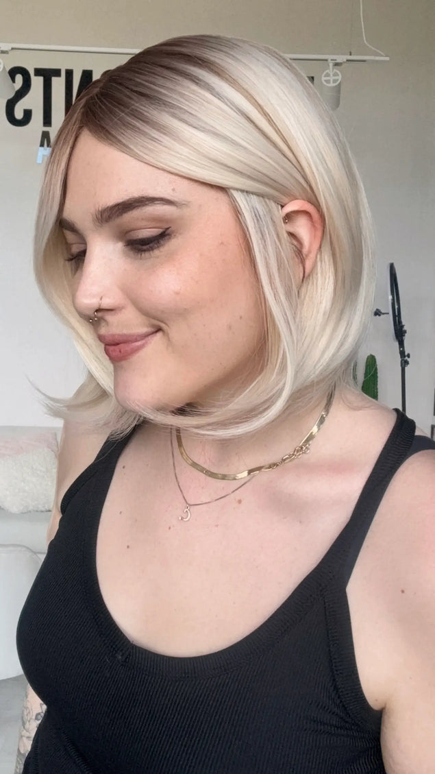 realistic looking blonde bob wig for women with hairloss, alopecia, glueless, natural wigs.