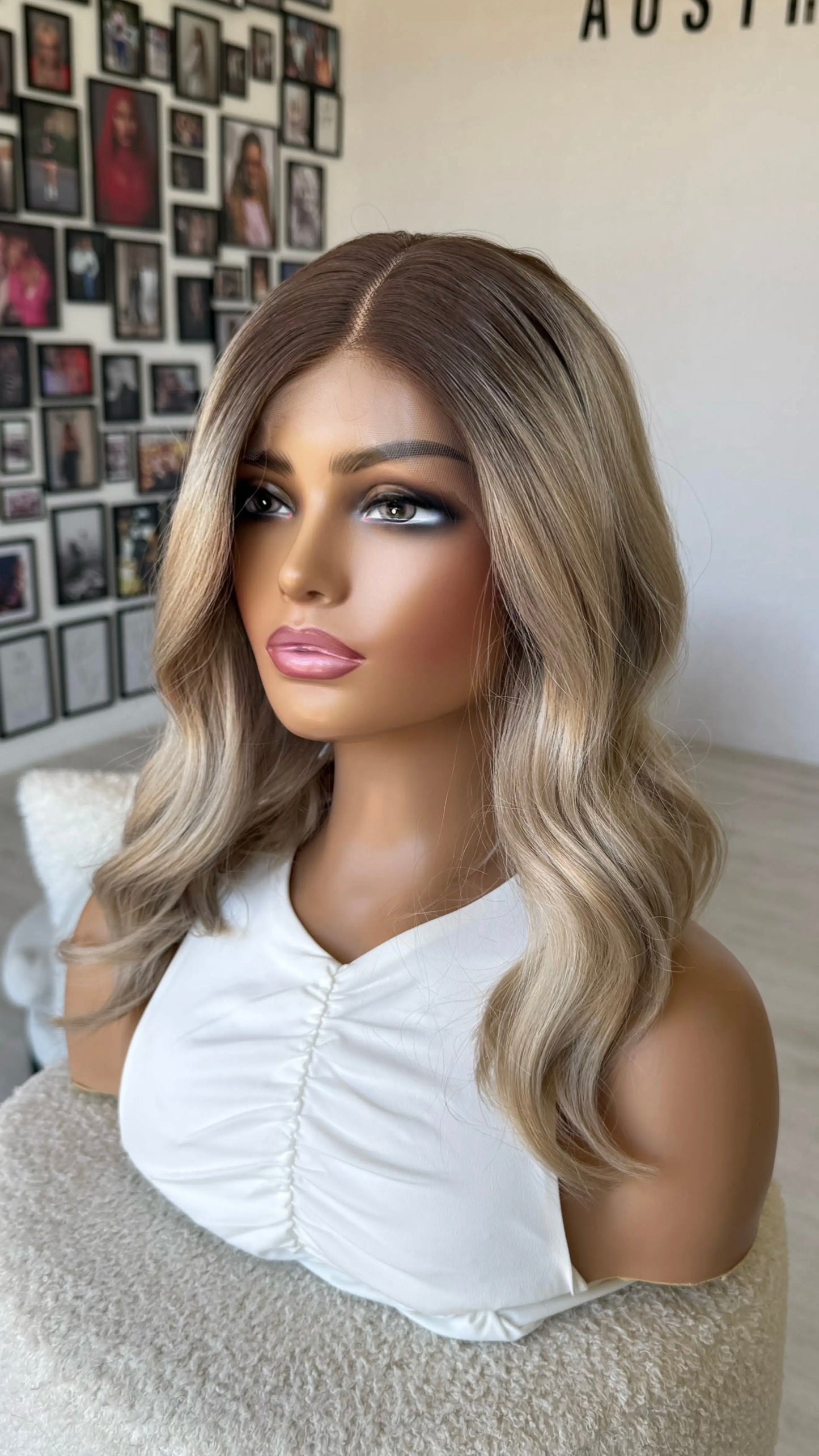 blonde with dark root, heat safe, glueless synthetic wig australia, luxe synthetic wigs, side on view.