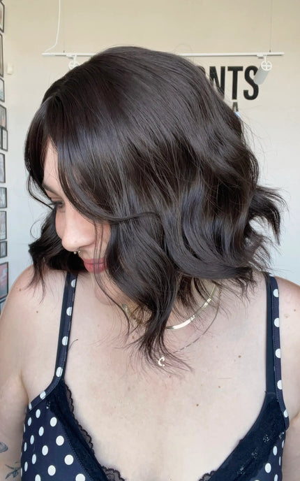 short bob length wavy hairv synthetic for hairloss, beginner friendly wig australia.
