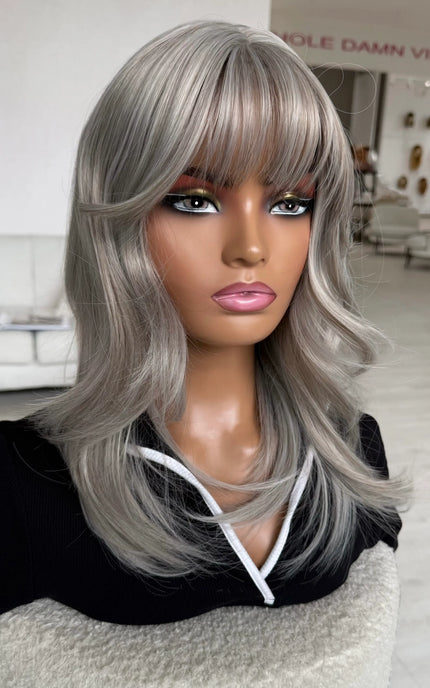 glueless and heat safe grey wig for hairloss, australia.