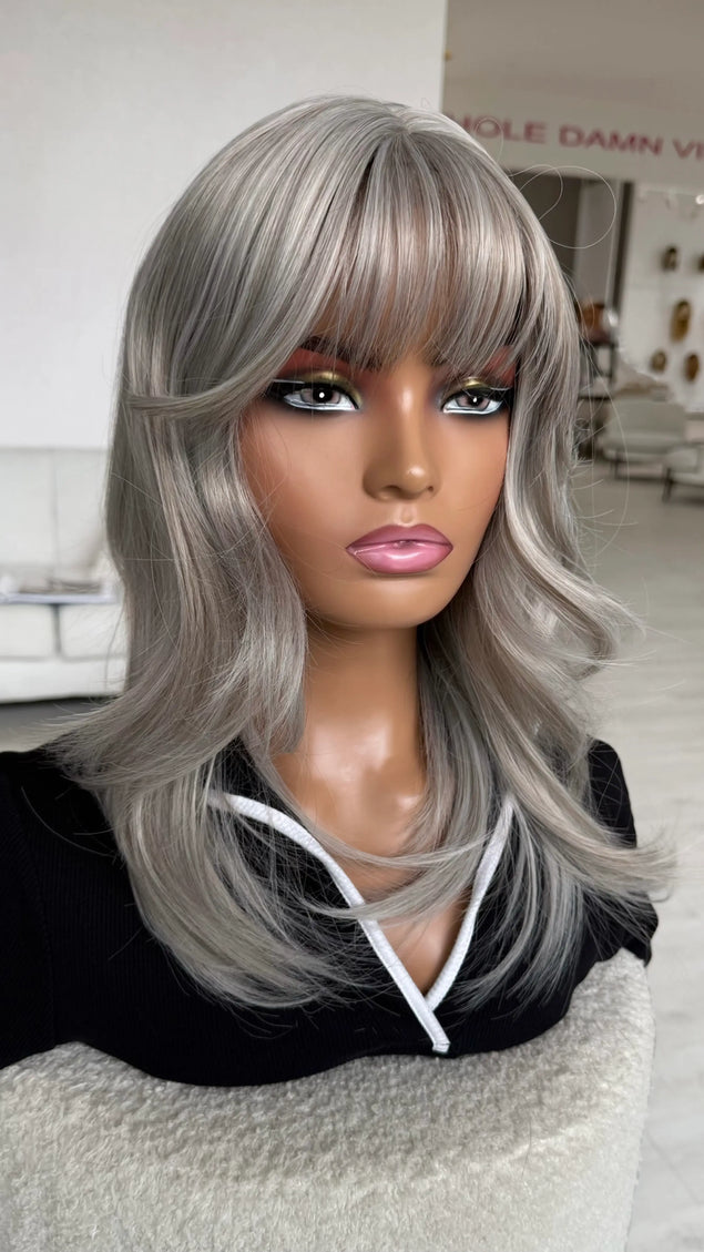 glueless and heat safe grey wig for hairloss, australia.