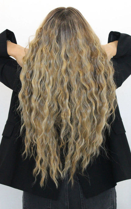 echo synthetic from behind