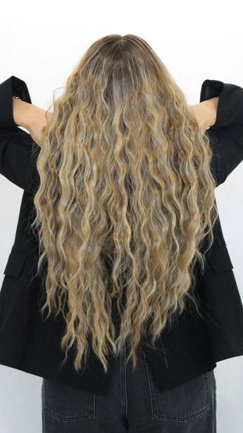 echo synthetic from behind