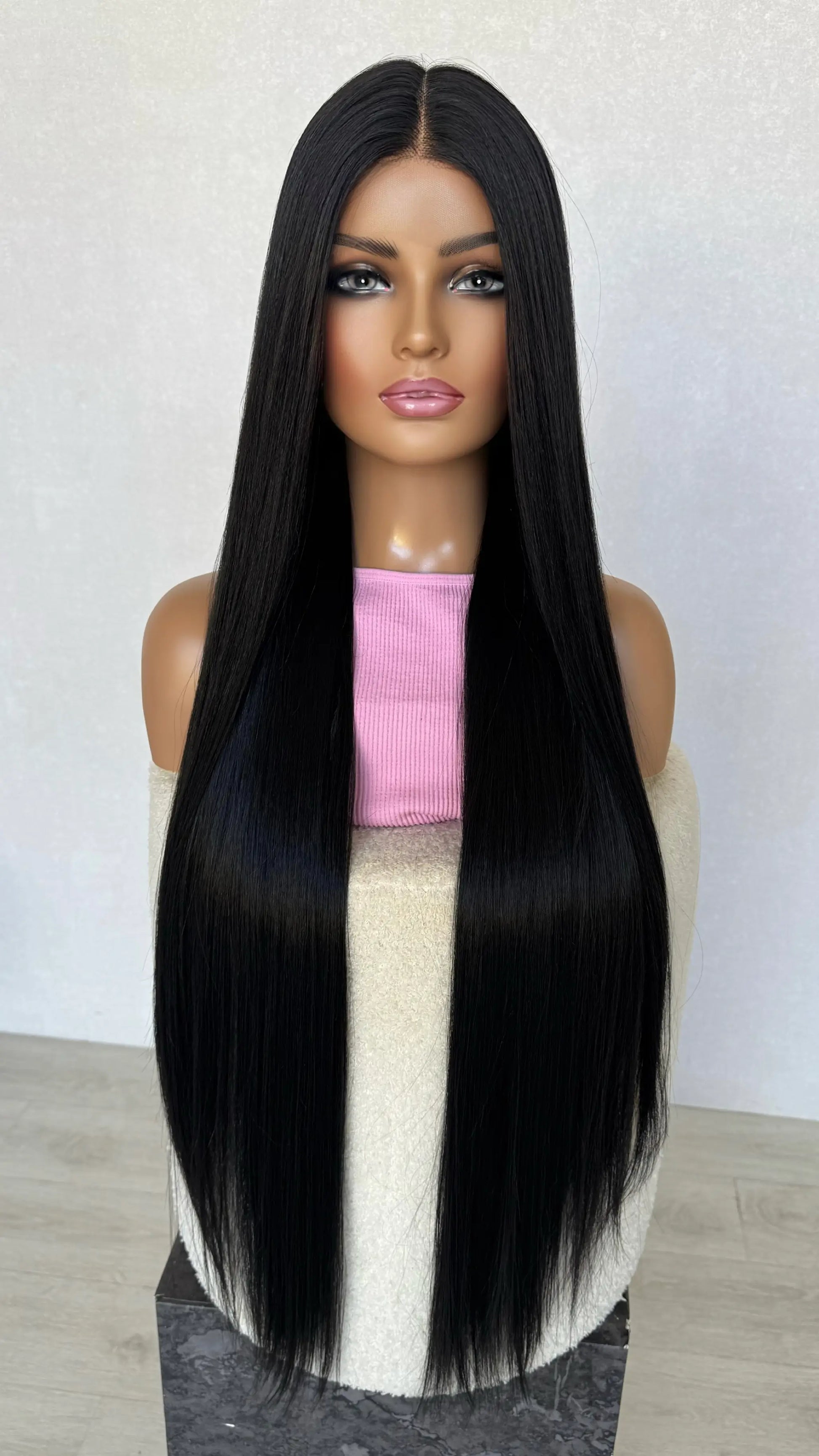 long black hair middle part, 28-30 inch length. glueless synthetic hair.