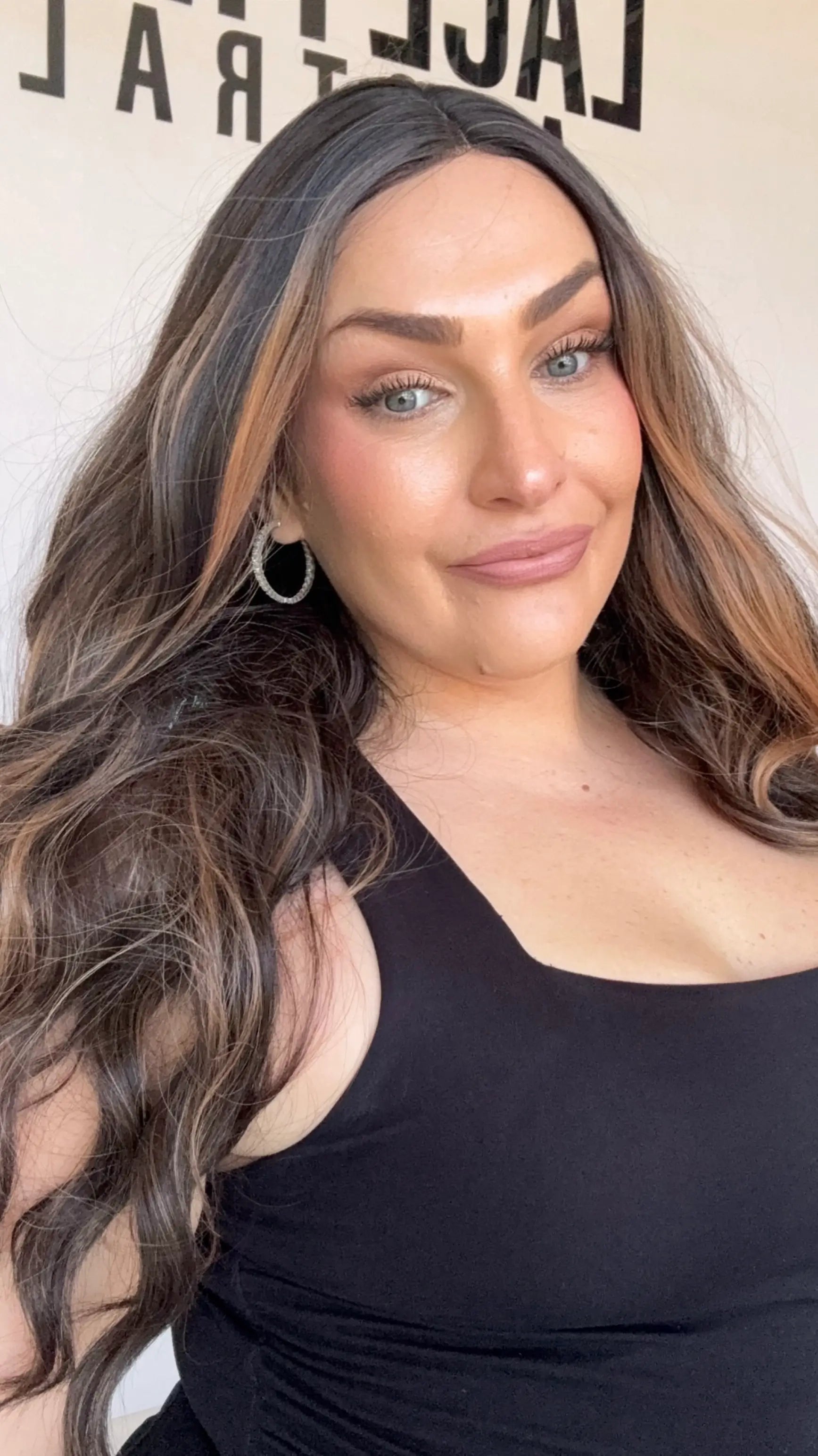 middle part, long dark wavy hair synthetic, heat safe, glueless wig australia.