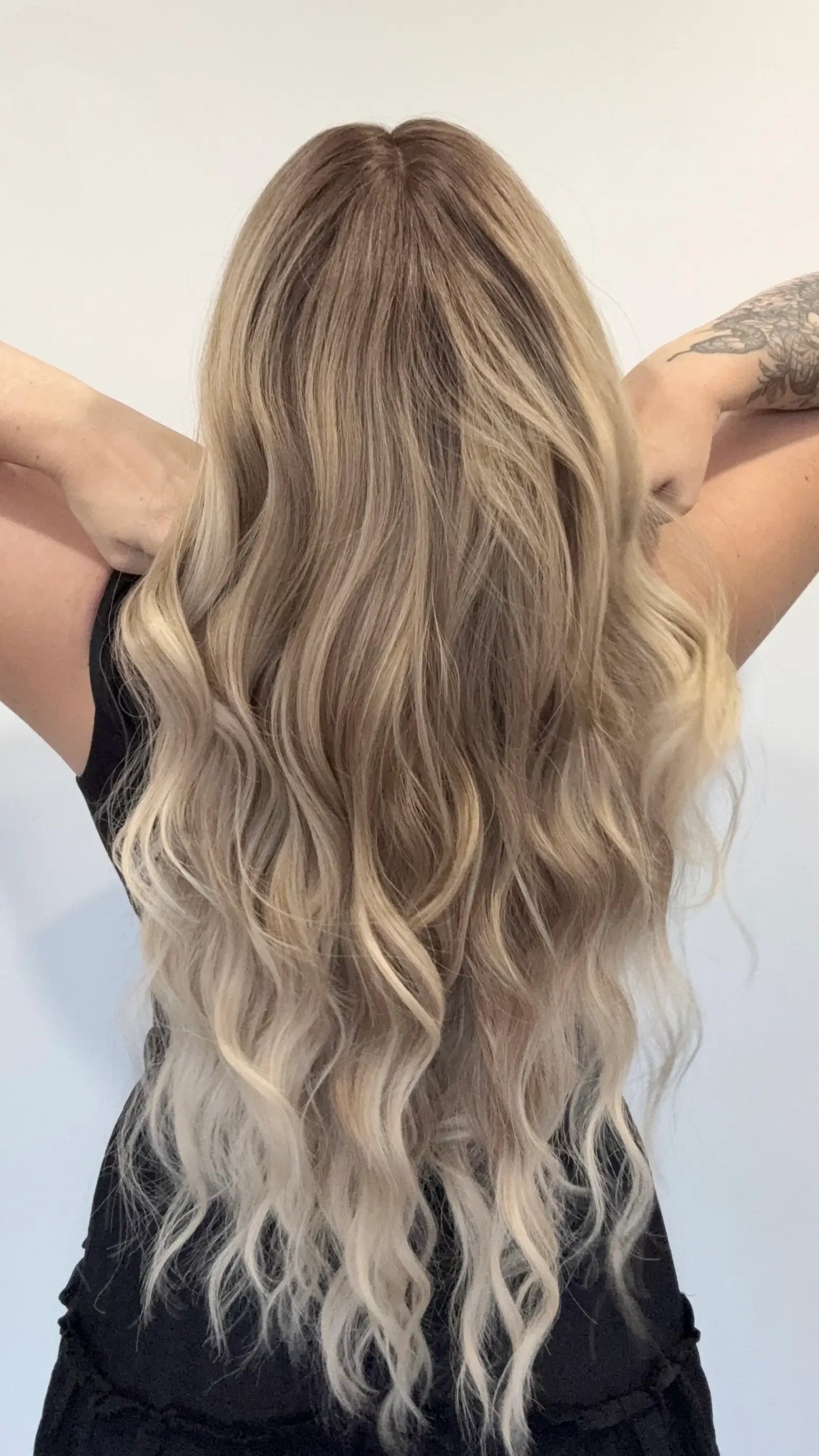 ash ombre hair wavy, middle part, heat safe wig. glueless synthetic gold coast australia.