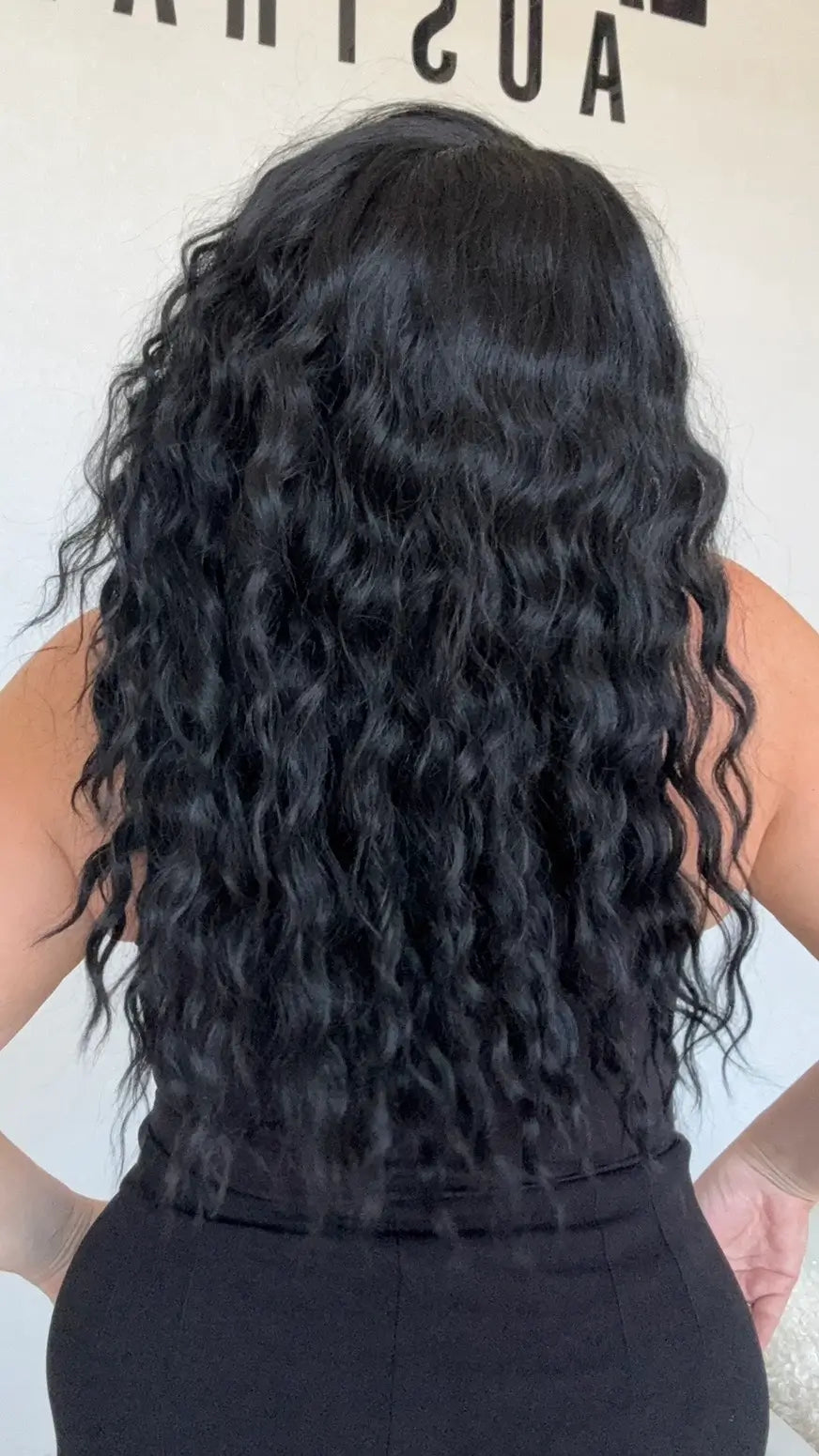 wavy hair middle part synthetic  wig, heat safe and glueless.