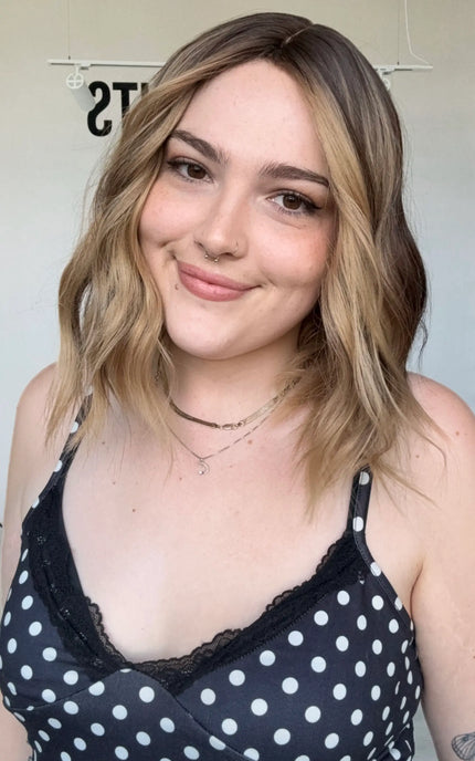 natural looking synthetic wigs for hairloss in australia, mixed tone wavy wig.
