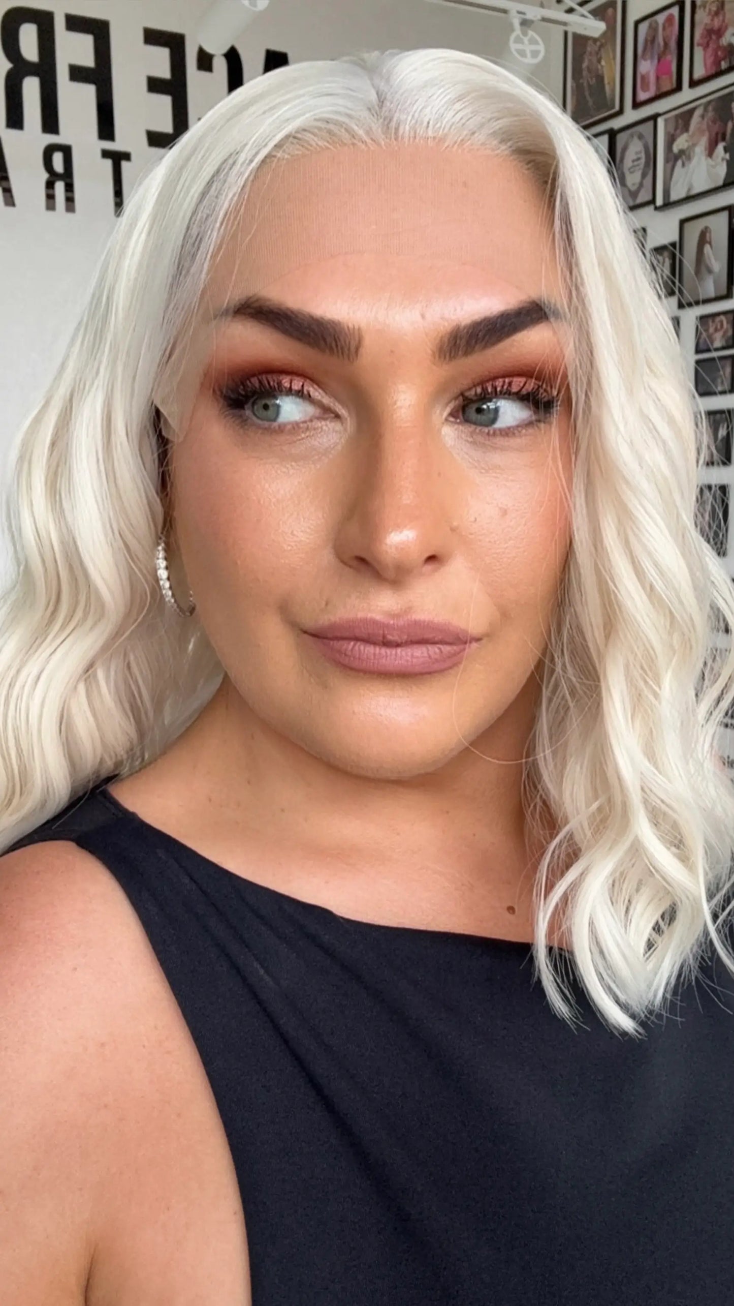 glueless lace front wig, middle parting with white blonde hair, 14 inch length wavy hair wig.