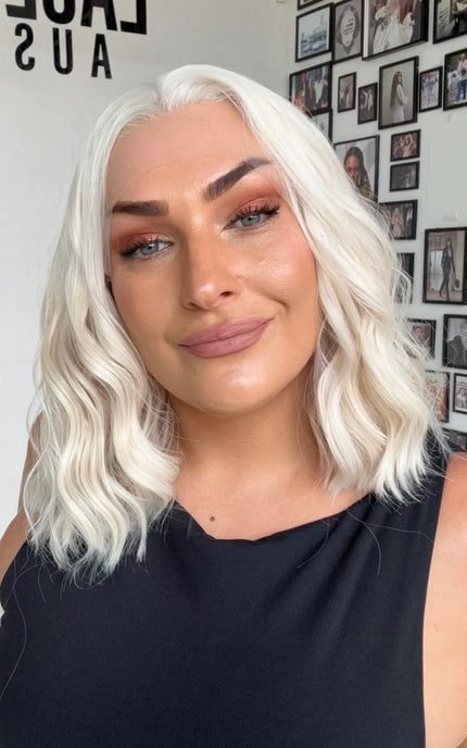 white blonde wavy lace front wig, middle part, change-able parting, gold coast australia wigs.