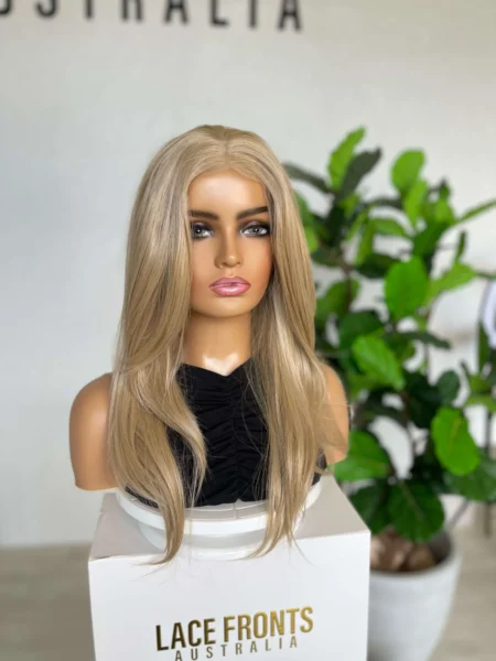 Blonde Luxe Synthetic Wig - Nori